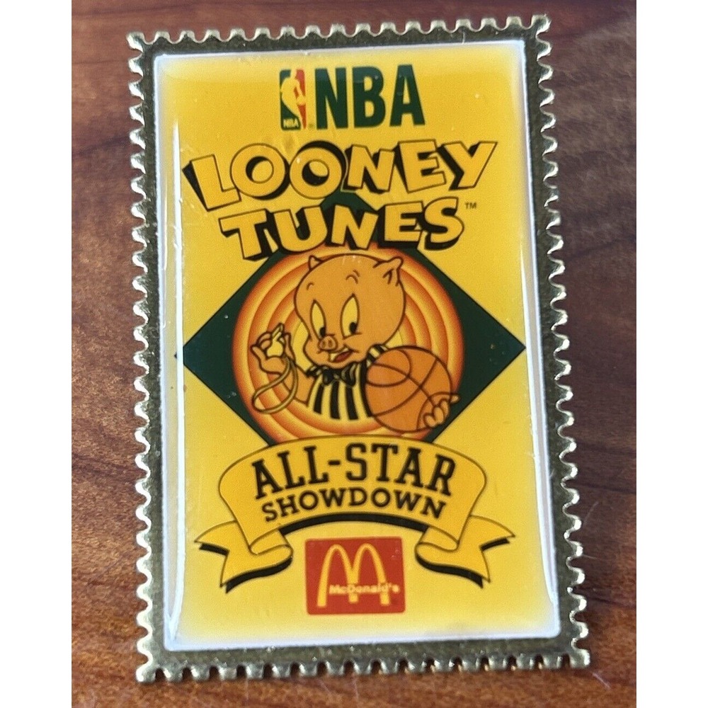 McDonald's NBA All Star Showdown Porky Pig Lapel Pin Wincraft Inc USA Made
